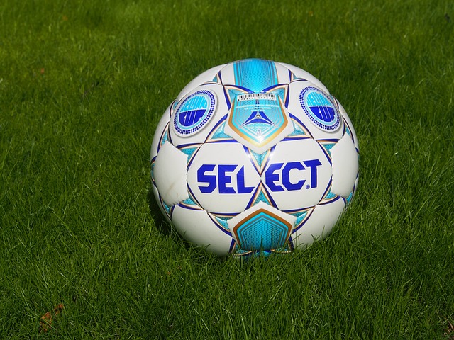 比赛集锦：RB莱比锡2-0不莱梅