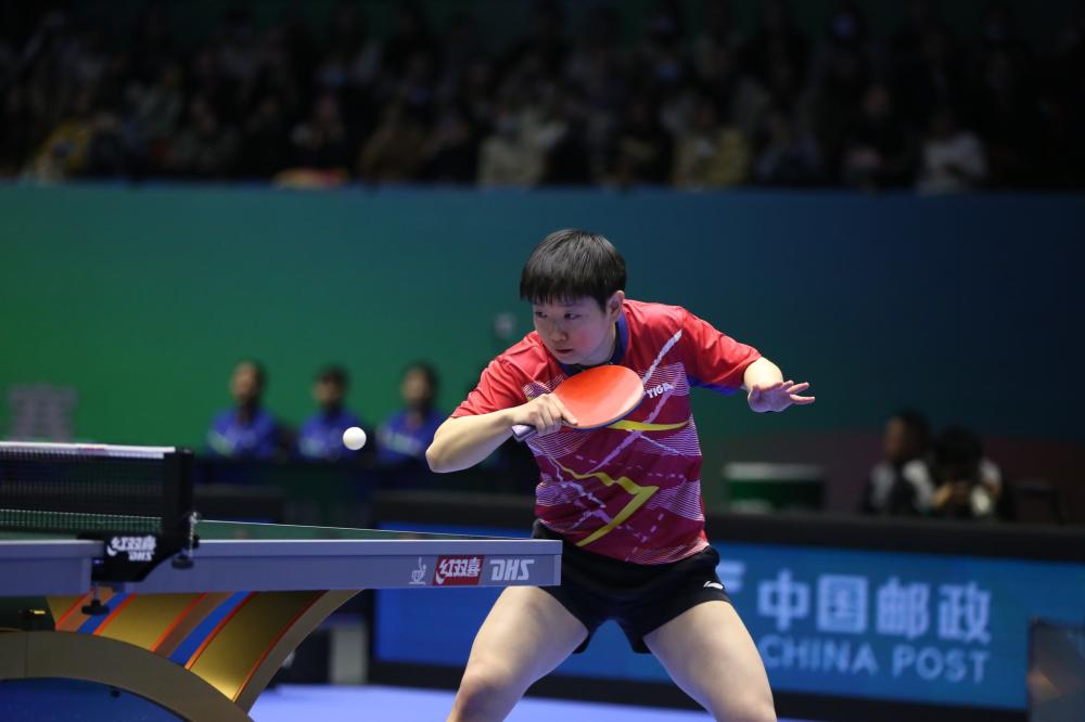 范戴克第72次以队长身份代表荷兰队出场，超越德波尔队史第一