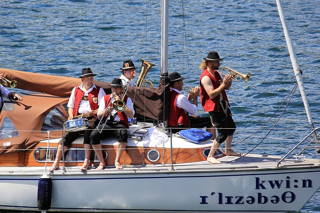 刘健：邵佳一做到了对每个人都公平，下班在路上也要思考问题